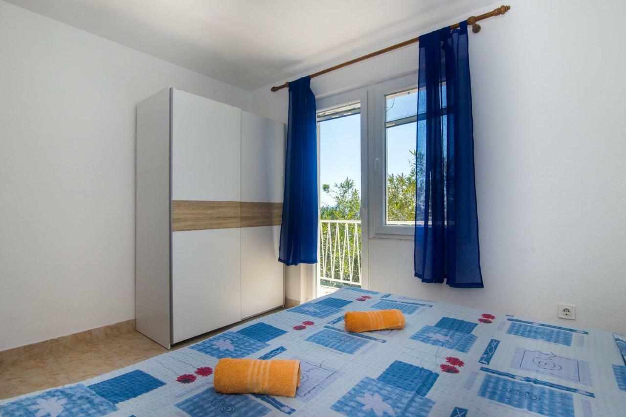 Apartments Robinzon Petar Gdinj Exterior foto