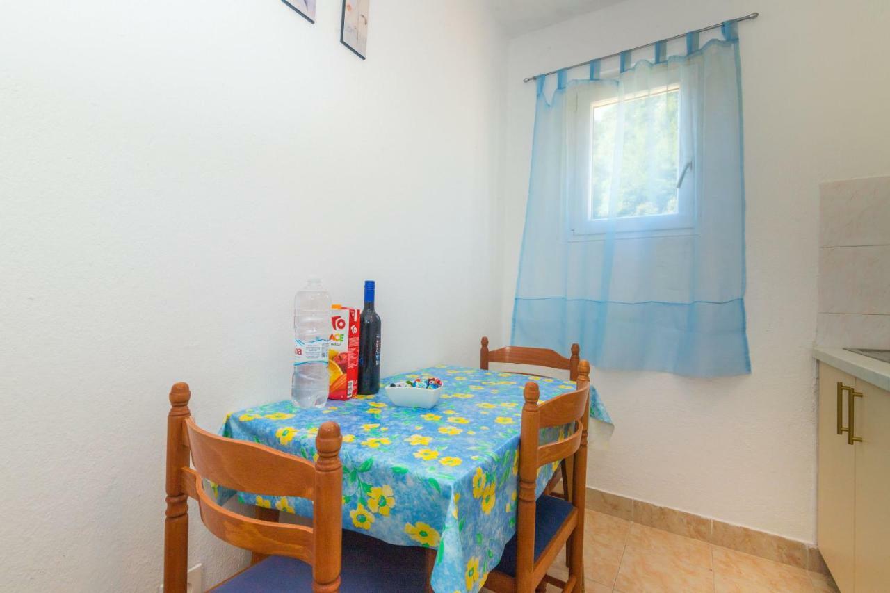 Apartments Robinzon Petar Gdinj Habitación foto